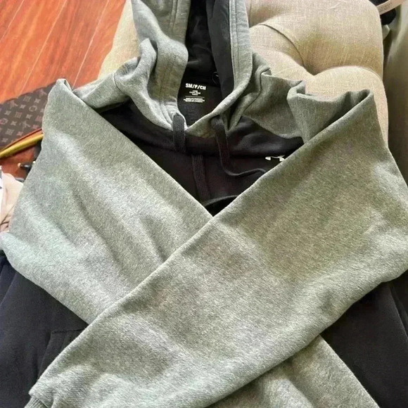 Men’s under armor hoodie size small - Picture 4 of 4